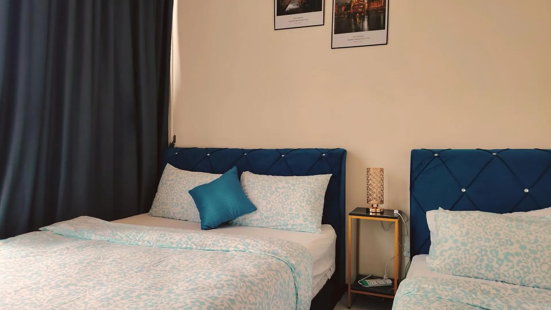 Big Family Stay Urban Large Pool & Sea View Netfix Jelutong